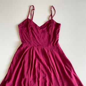 Aritzia |  Women's Day To Night Dress Size 6